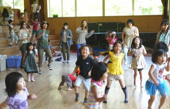 子どもも親も一緒に通える