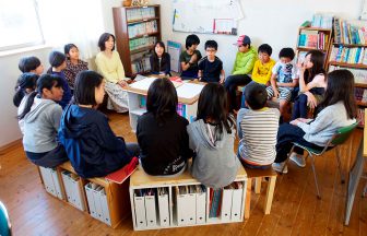 サークル対話（箕面こどもの森学園）